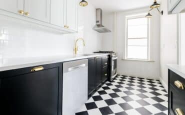 Small Kitchen Remodel Ideas : 7 Tips That Will Transform Your Space