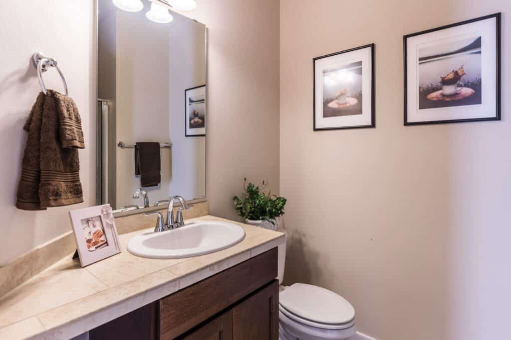 common bathroom remodeling mistakes