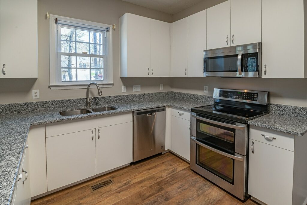 granite countertop pros cons