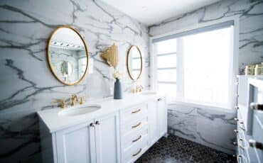 Check These Ultimate Tile Design Tips For Bathroom Flooring