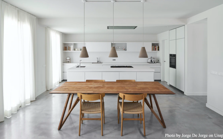 choosing dining room table