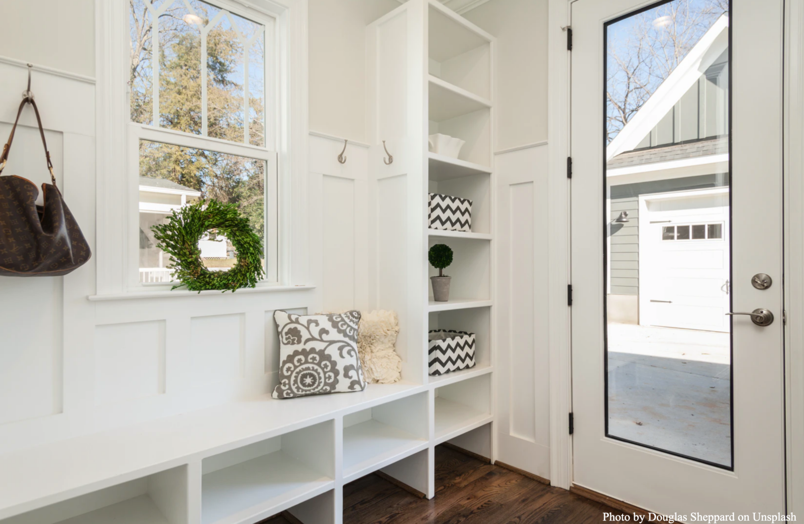 modern mudroom ideas