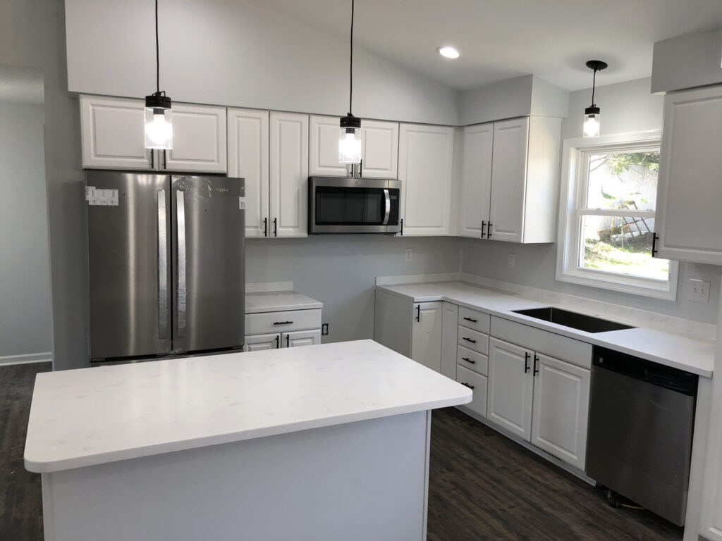 Kitchen remodeler in Harrisonburg, Innovative Solid Surfaces