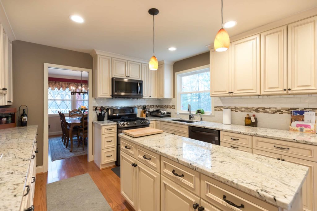 Kitchen remodel in Prince George's County, NV Kitchen and Bath