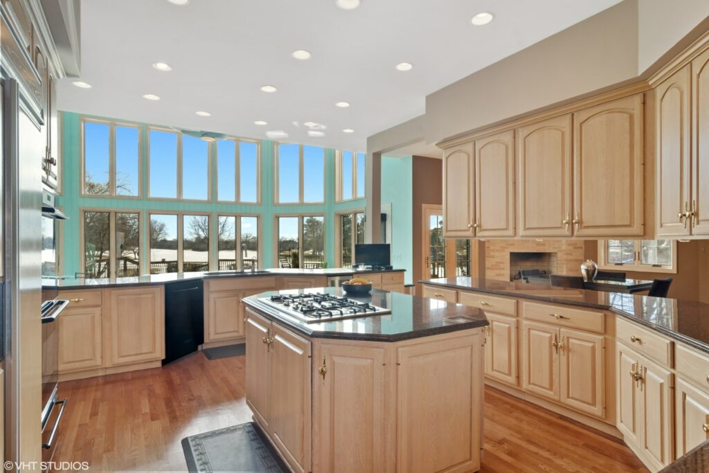 Kitchen Remodeler in Palatine, CB Construction & Design