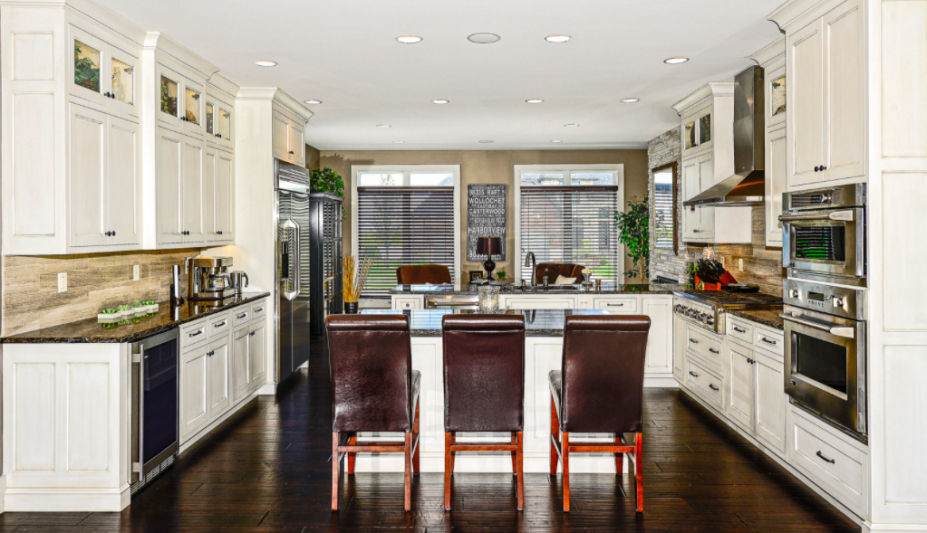 Kitchen Remodeler in Normal, Creative Kitchens & Baths 