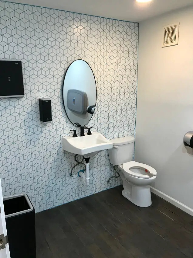 Bathroom Remodeler in Des Plaines