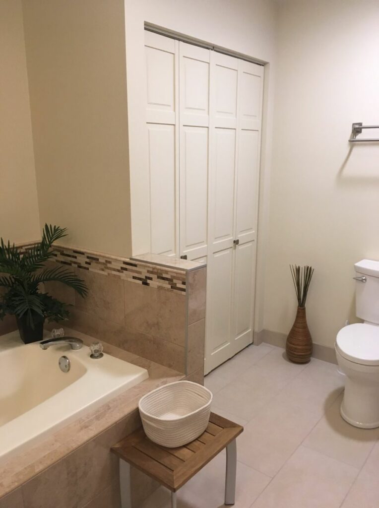 Bathroom remodel in Downers Grove, Royal Craft Home Remodelers