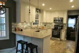 Kitchen remodeling in Aurora, Royal Contractiors & Remodeling