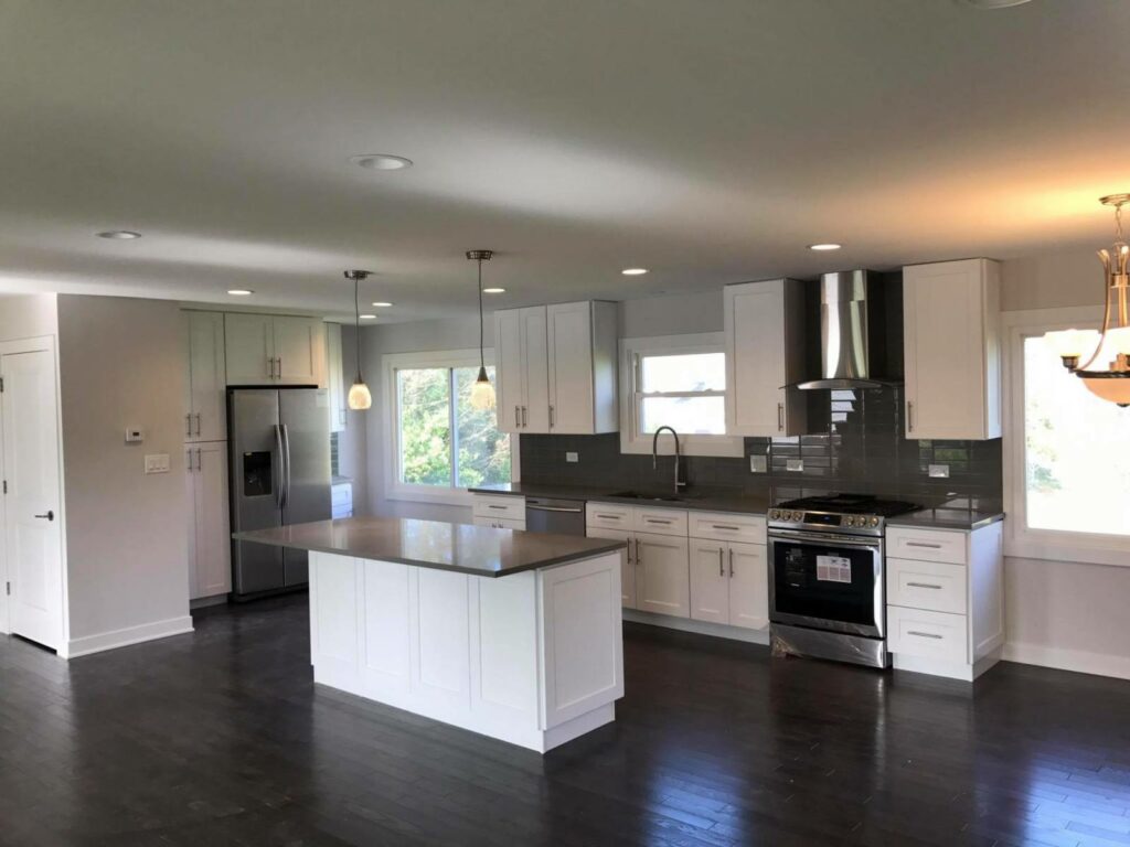 Kitchen Remodeler in Des Plaines, Ultra Lux Construction