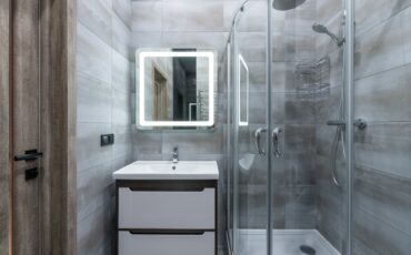 Choosing Shower Doors: Everything You Must Know About