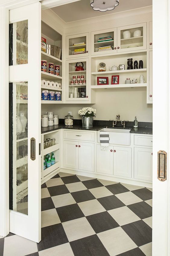 butler pantries for kitchens