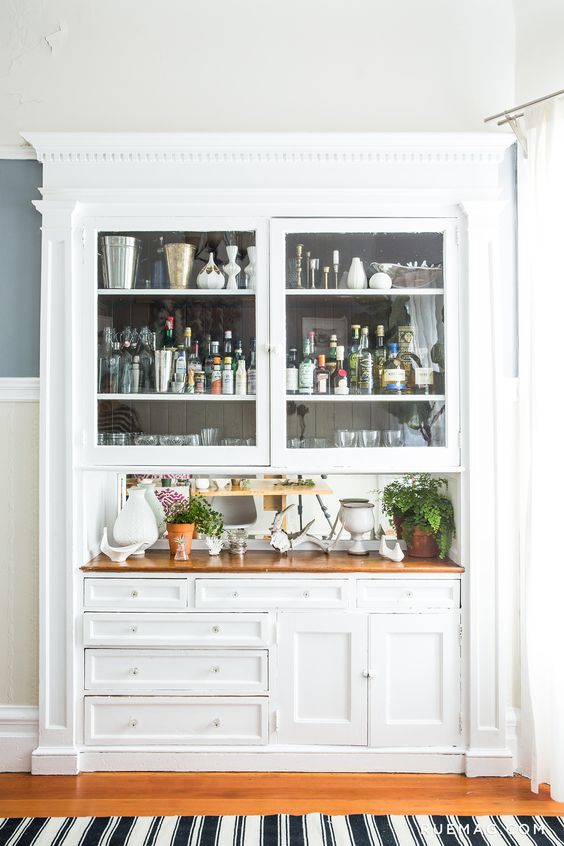 butler pantries for kitchens