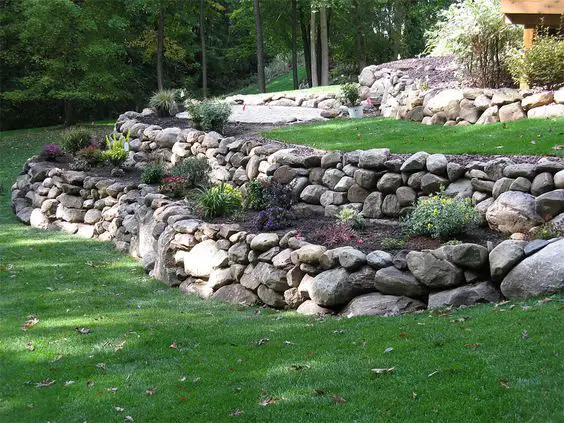front yard landscaping ideas with rocks and mulch
