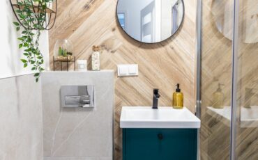 Small Bathroom Layout Ideas That Will Transform Your Bathroom Space [2022 Edition]
