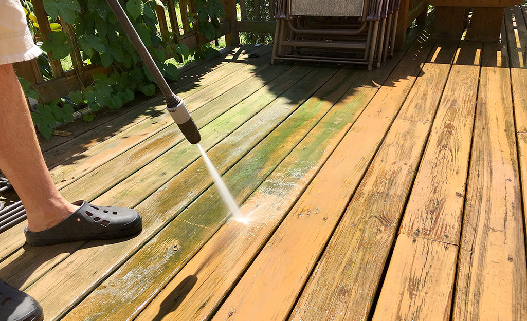 how to refinish a deck