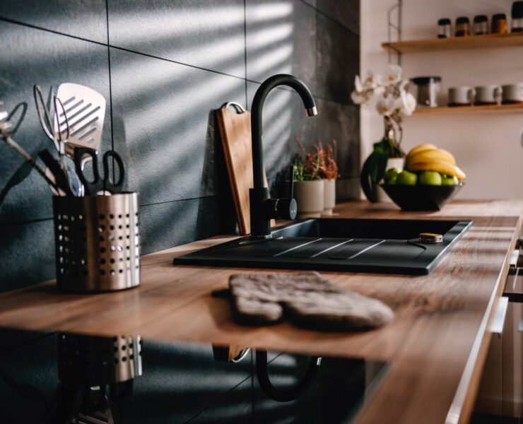 Black Kitchen Faucet