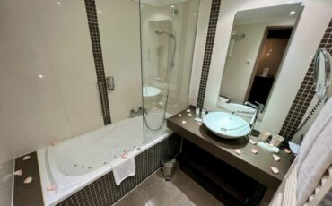 How Much Would It Cost To Remodel A Small Bathroom