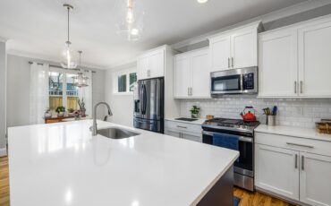 modern kitchen faucets