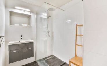 Everything You Must Know About a Small Bathroom Wet Room