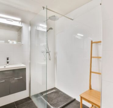 Small Bathroom Wet Room