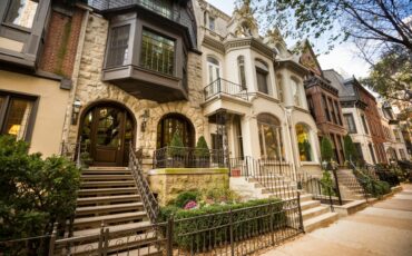 Historic Home Renovation: Tips for Preserving Charm & Character