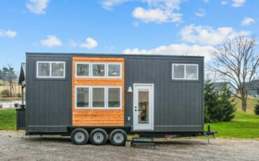 The Art of Living in a Tiny Home: Design and Decor Tips