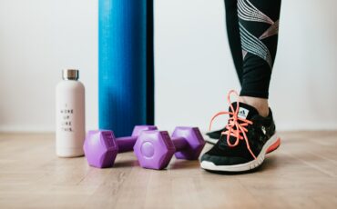 Building a Minimalist Home Gym: Equipment, Workouts, and Potential Challenges
