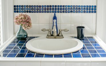 Can You Replace a Sink Without Replacing the Vanity?