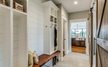 shiplap mudroom