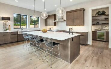 L-Shaped Kitchen with Island