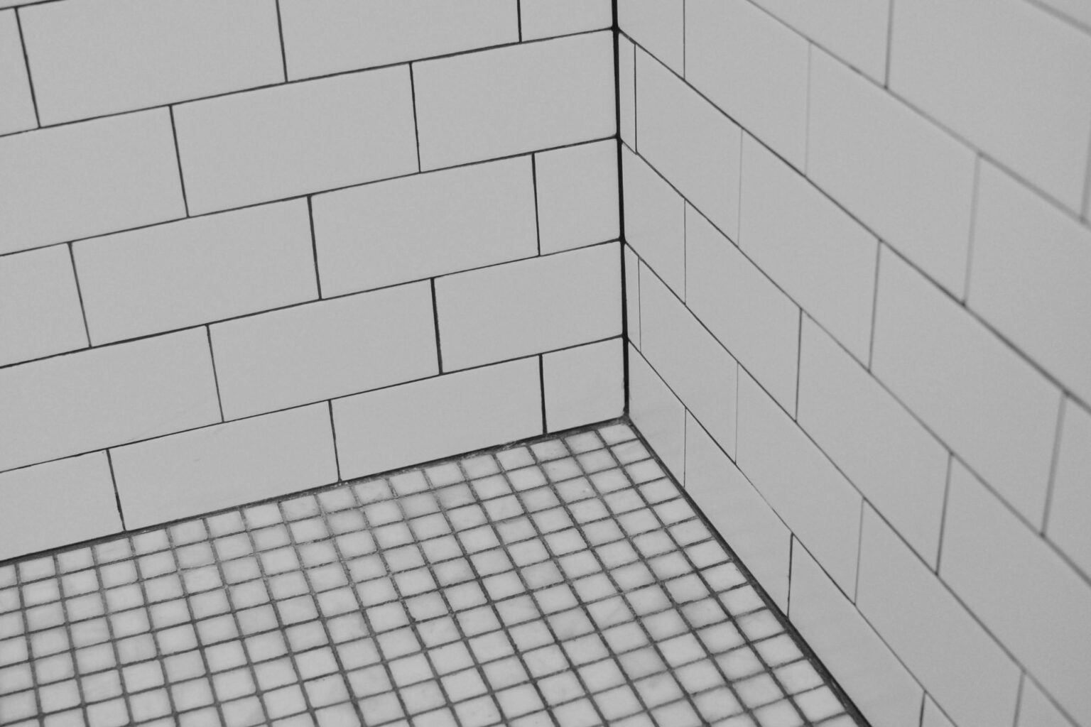 White Subway Tile With Black Grout A Fresh Twist On Classics