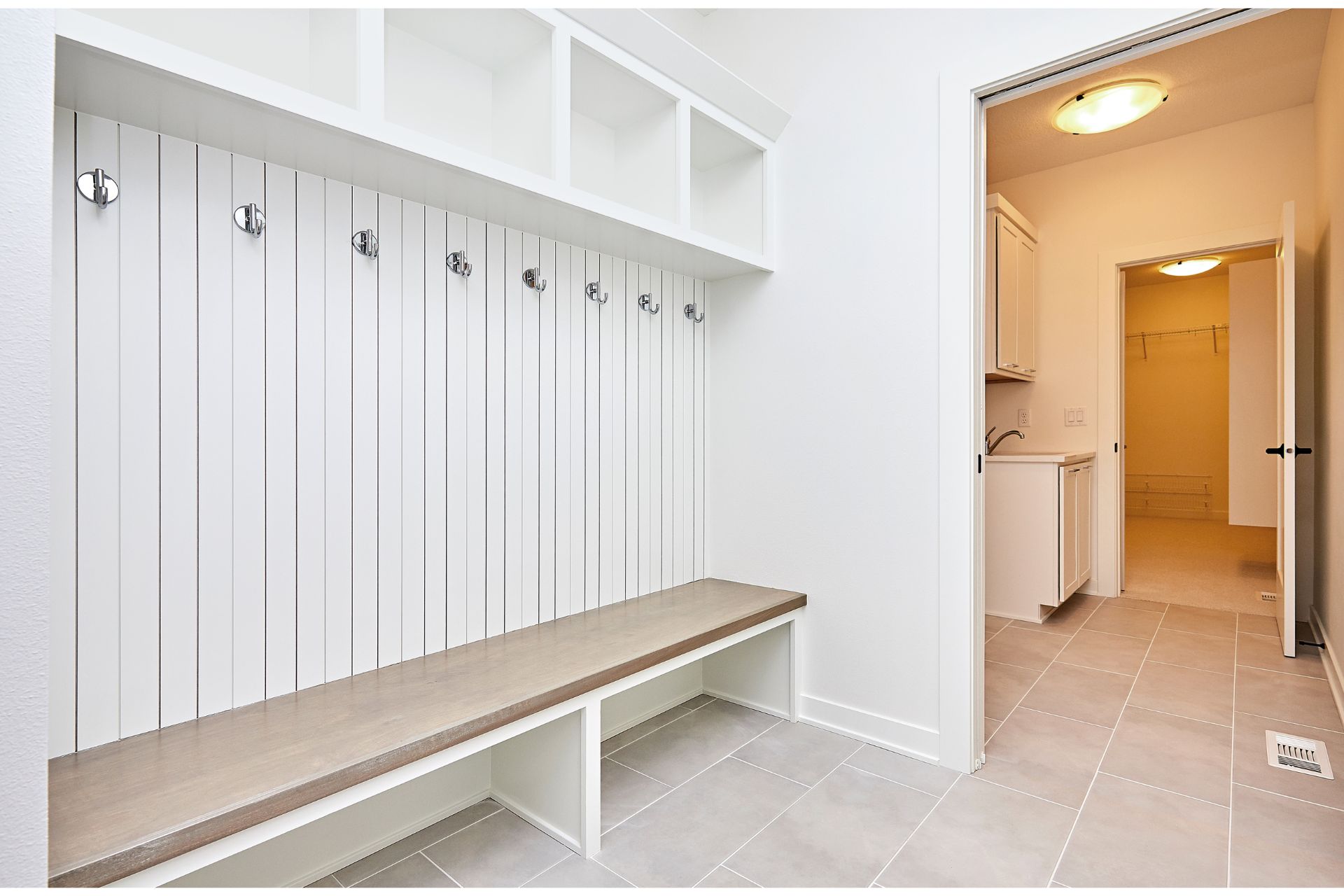 how-much-does-a-mudroom-cost-a-comprehensive-breakdown