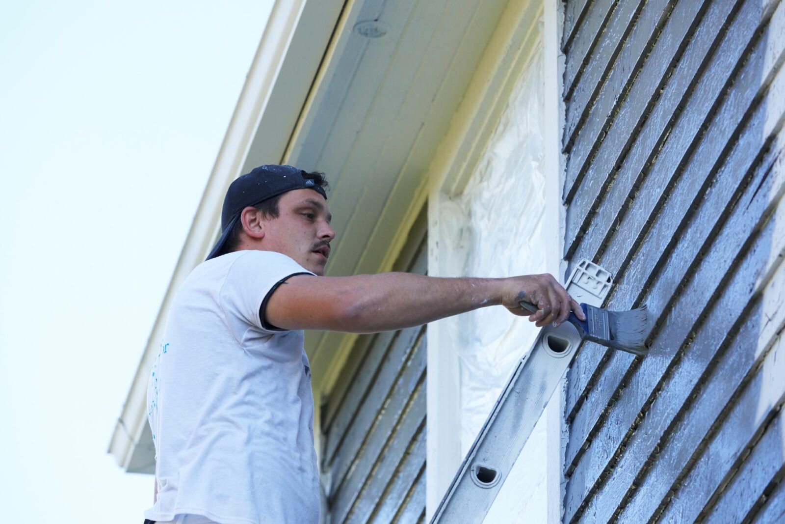how much does exterior paint increase home value