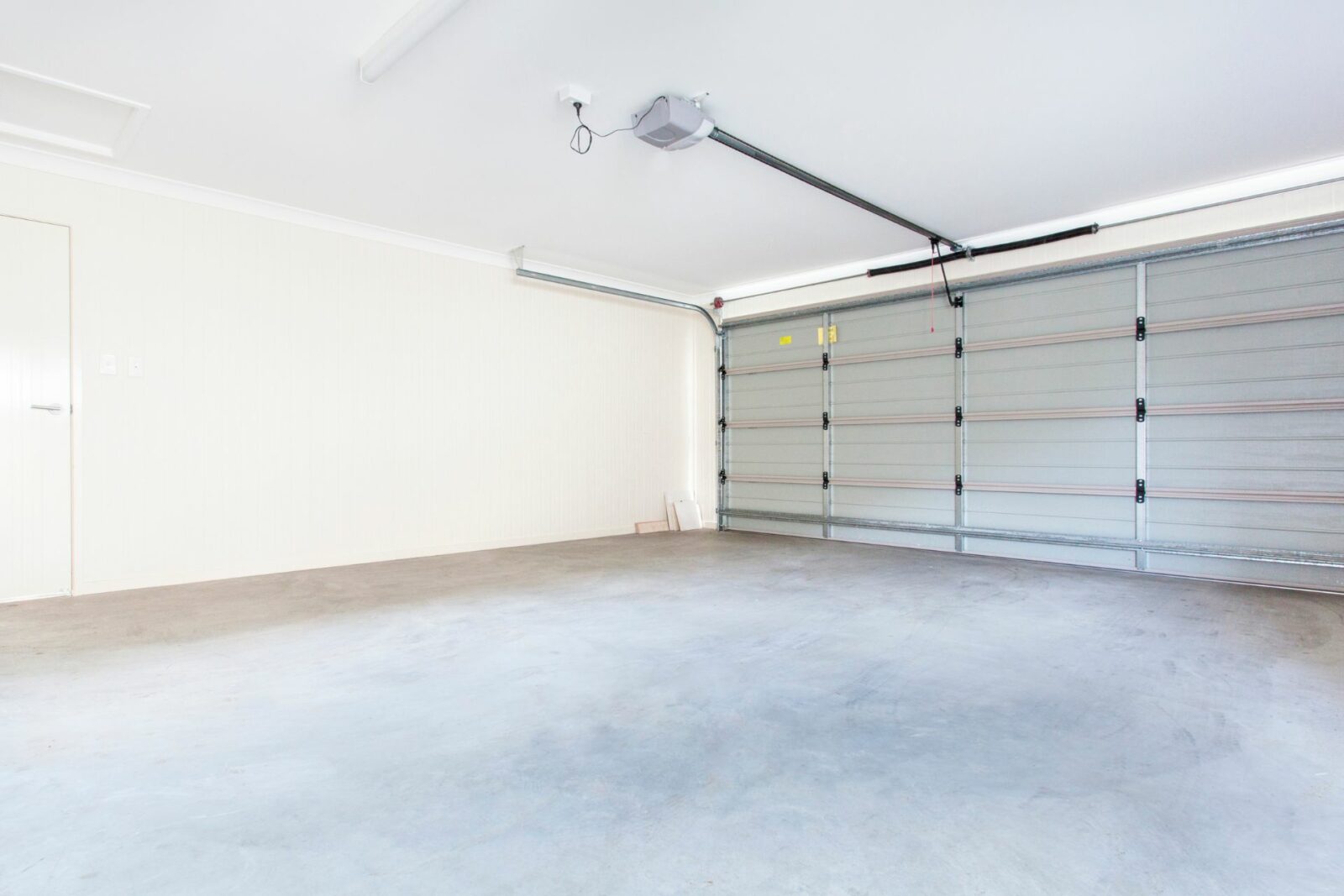 how to cool a garage with no windows