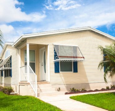 how to paint a mobile home exterior