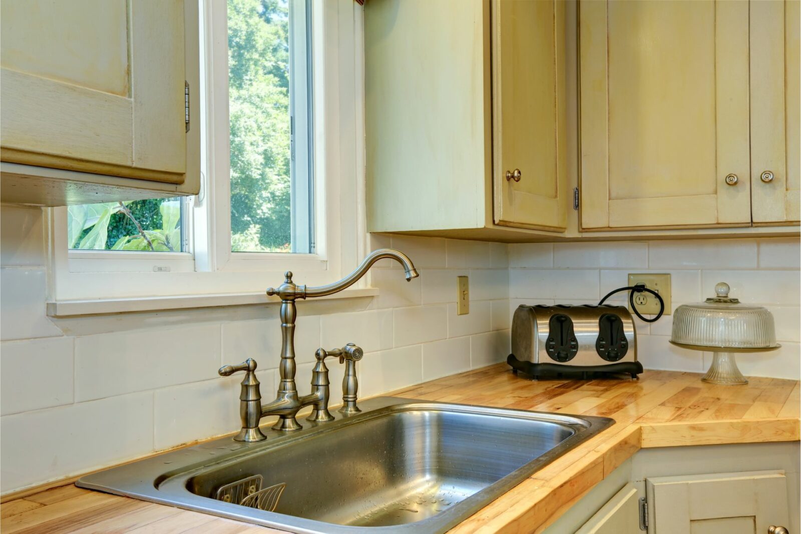 kitchen cabinet with sink