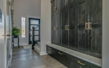 Mudroom Locker Ideas: Creating a Functional and Organized Space