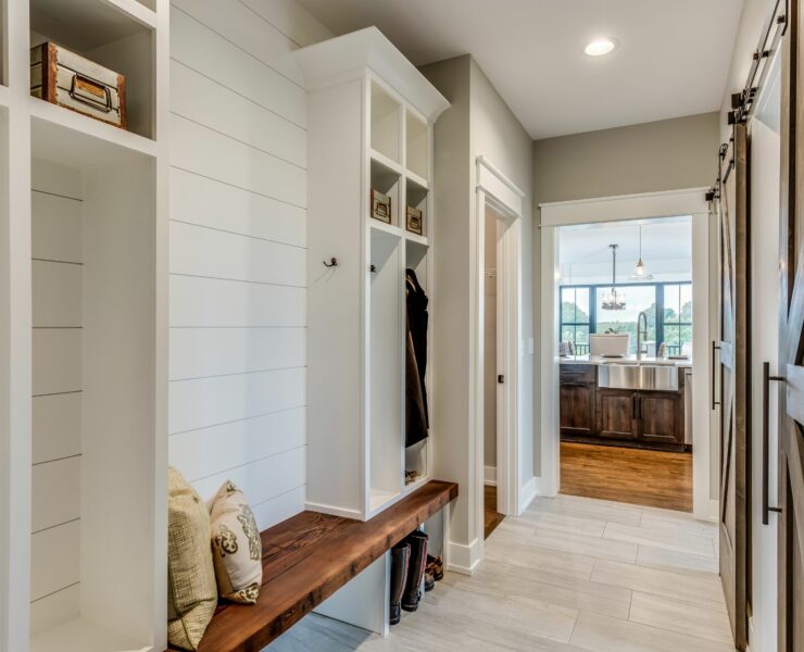 turn mudroom into closet