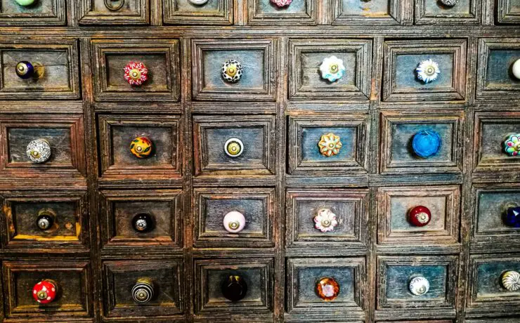 unique kitchen cabinet knobs