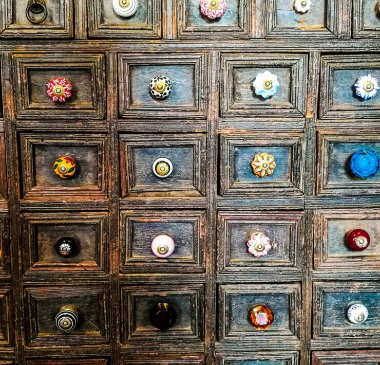 unique kitchen cabinet knobs