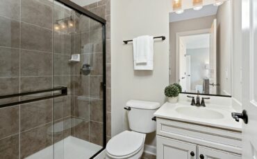 6x8 Bathroom Layout