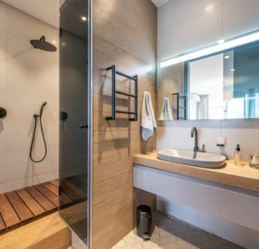 small bathroom shower designs