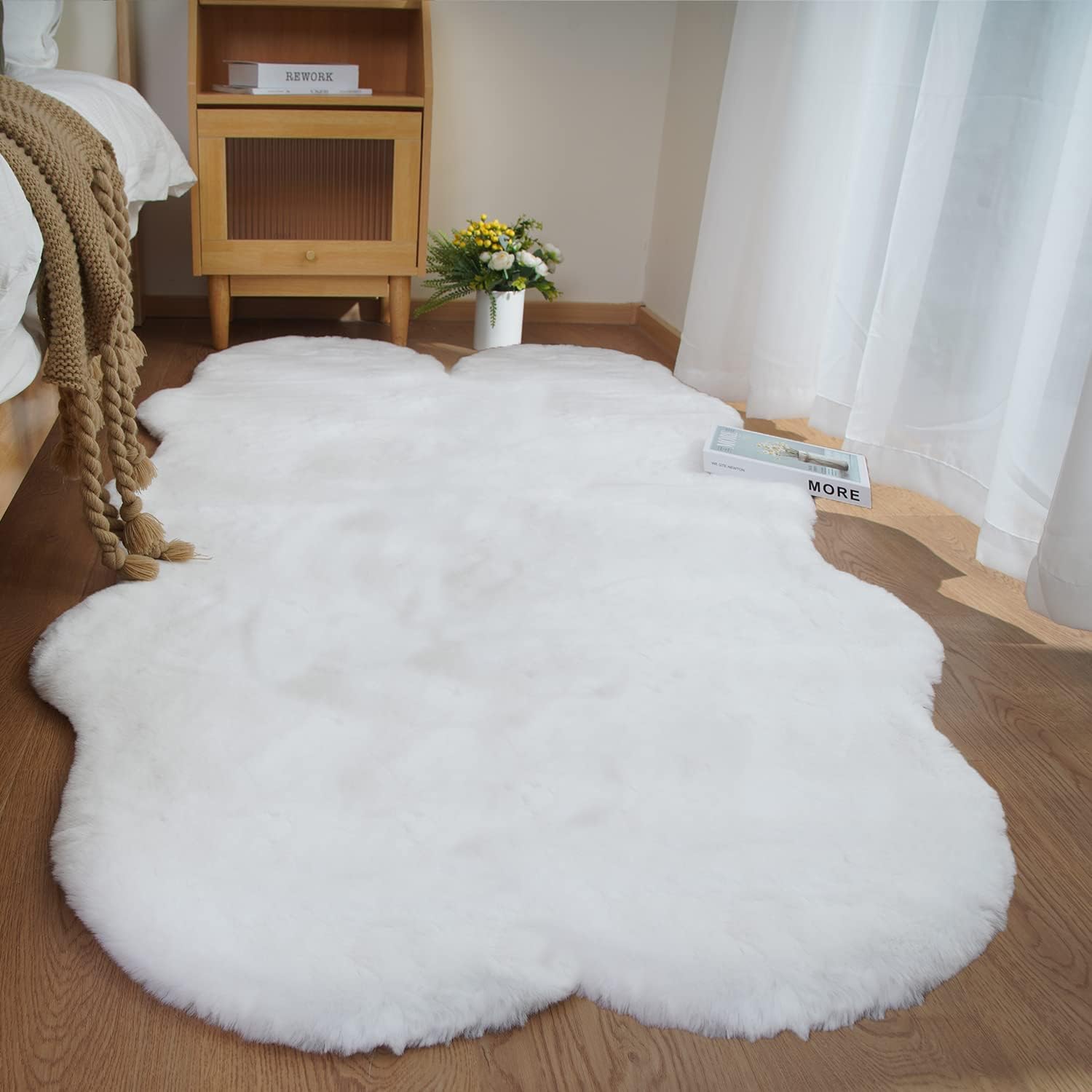 white shaggy rugs living room