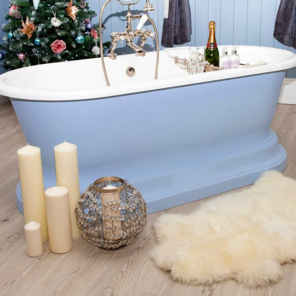 christmas bathroom