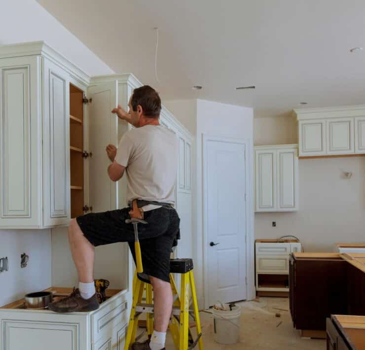 how long does it take to remodel a small kitchen