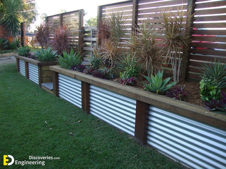 how to build a corrugated metal fence