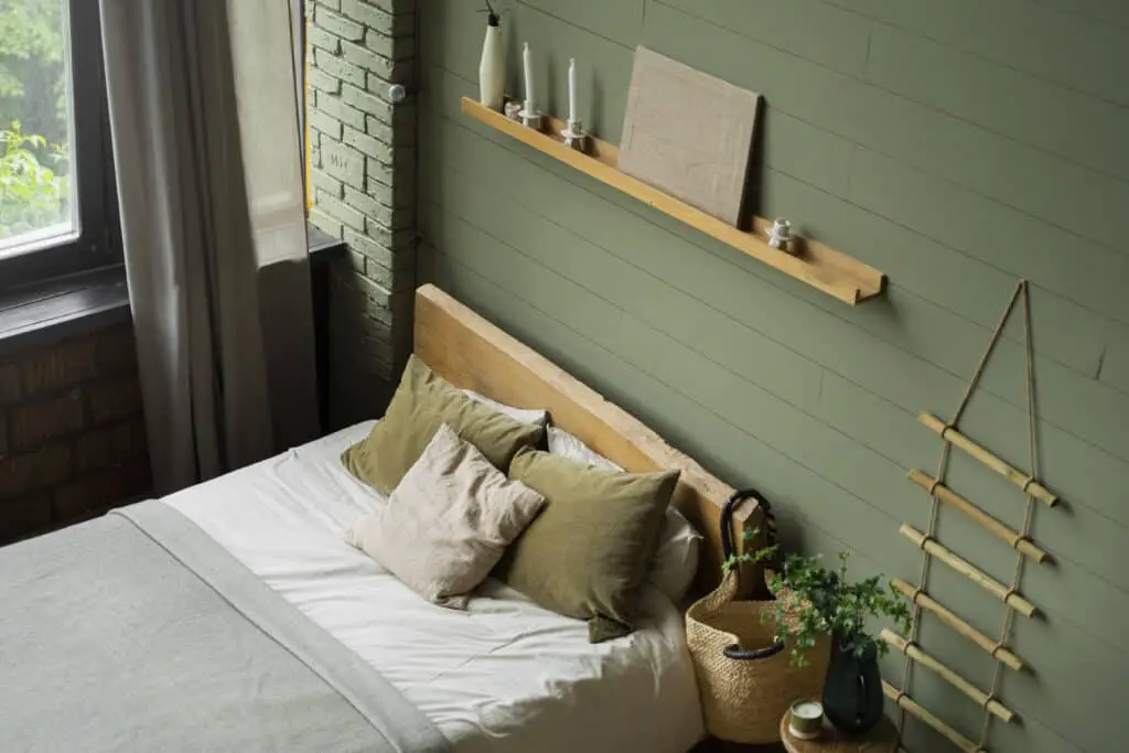 green bedroom color idea