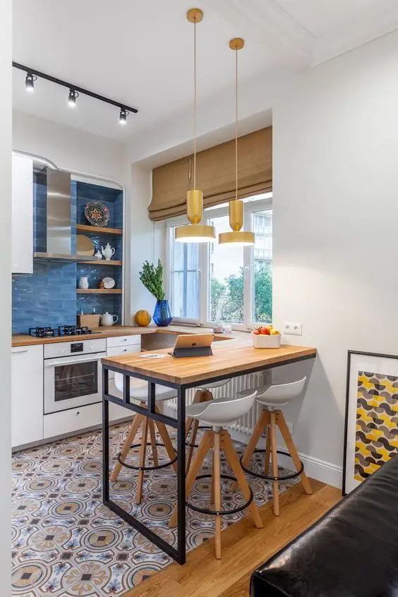 colorful kitchen with peninsula and seating