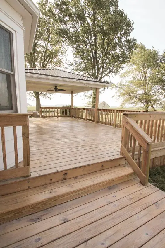 How to stain a deck | Love Grows Wild Pinterest